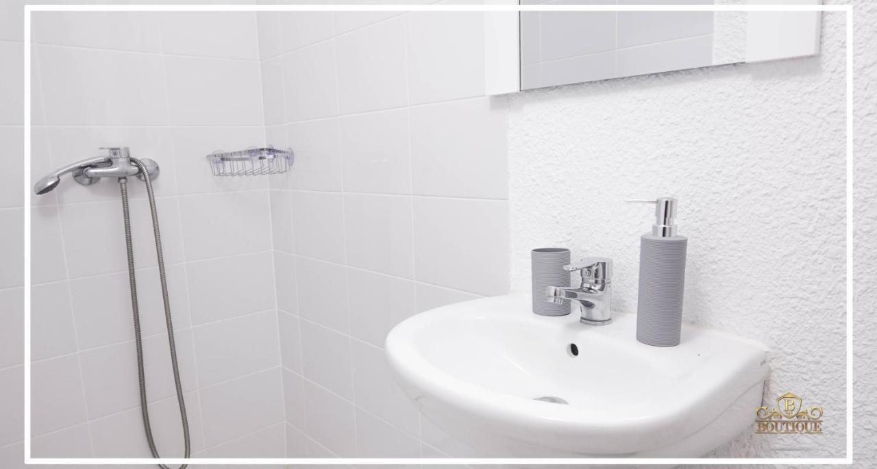 Belle Boutique Studio Брашов Екстериор снимка